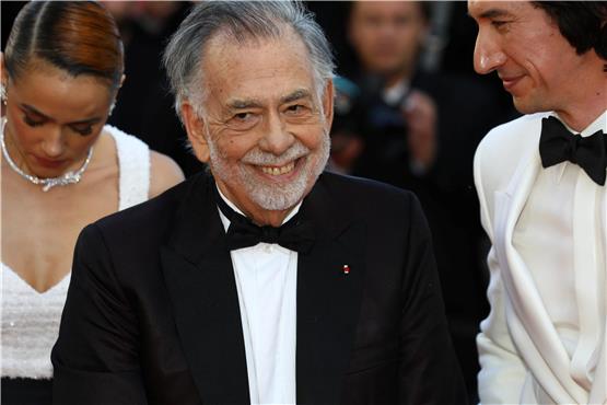 US-Kultregisseur Francis Ford Coppola (85) strahlt in Cannes.