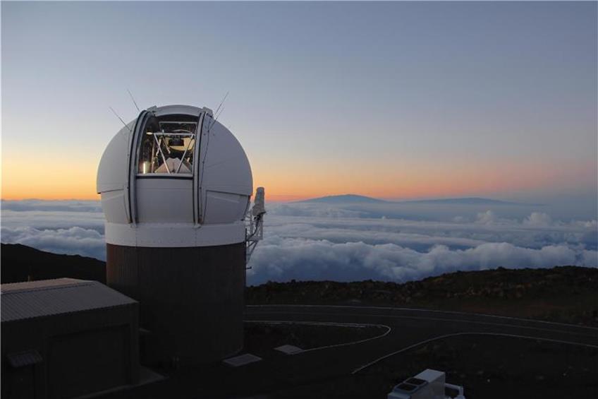 Das Großteleskop «Pan-Starrs». Foto: Rob Ratkowski/Archiv dpa