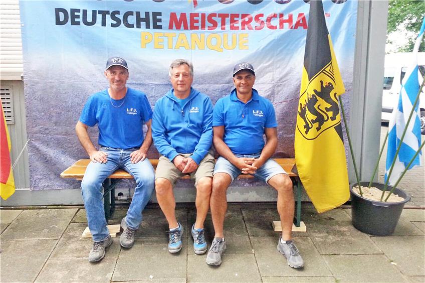 Deutsche Meister im Triplette (von links): Bruno Cecillon, Jürgen Liebscher und Sabbir Akbaraly und  vom Tübinger Club „La Fanny Joyeuse“.Privatbild