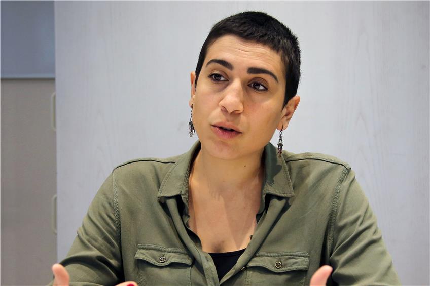 Die Regierungskritikerin Betül Havva Yilmaz hat in der Türkei ihre Arbeit als Dozentin an einer Universität verloren. Bild: Sommer