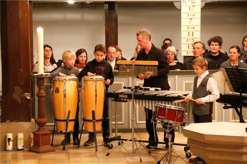 Eine erstaunliche Vielfalt zeigten die Percussionisten. Bild: Keicher