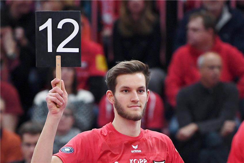 Hat keine Angst vor Volleyball-Legenden: Außenangreifer Johannes Schief bleibt ein weiteres Jahr beim TV Rottenburg.Archivbild: Ulmer
