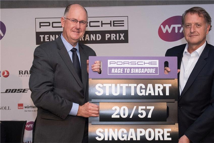Partner im globalen Tennisgeschäft: Porsche-Vorstand Detlev von Platen (rechts) und Steve Simon, Chef der WTA.  Foto: PAG