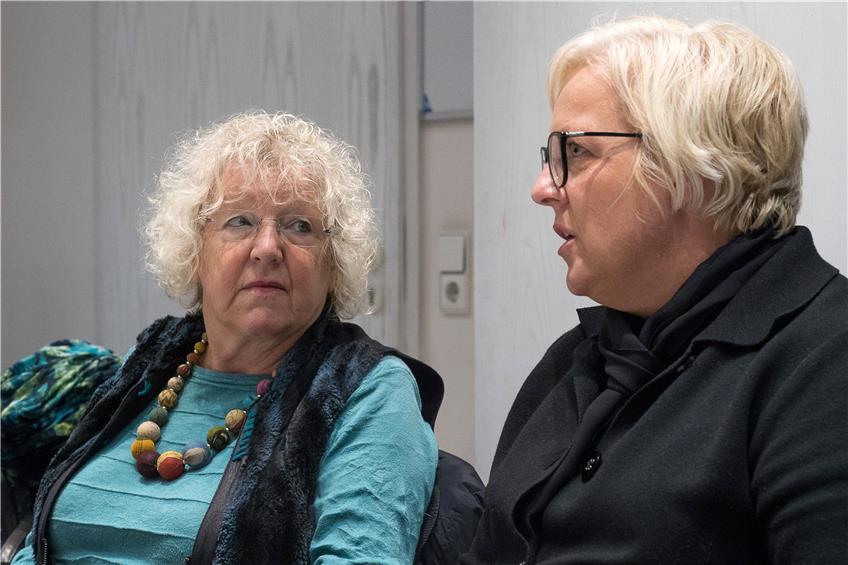 Rita Haller-Haid (links) ist Vorsitzende des Pro-Familia-Kreisverbands Tübingen/Reutlingen, Grit Heideker seit 2011 Geschäftsführerin Bild: Metz