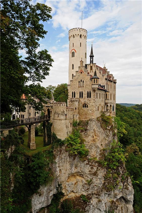 Schloss Lichtenstein. Bild: Schwäbische Alb Tourismus