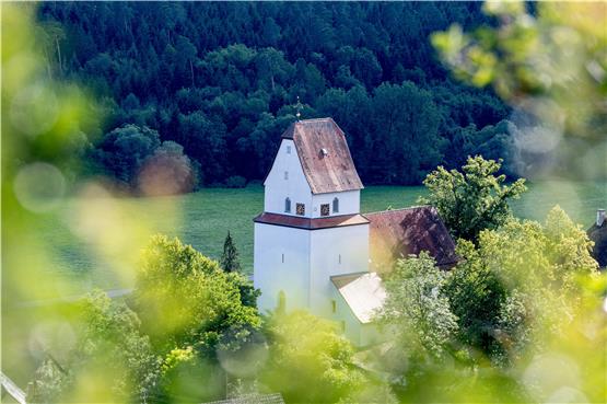 Schöner Ausblick auf die Gößlinger Kirche. Bild: Wolfgang Albers