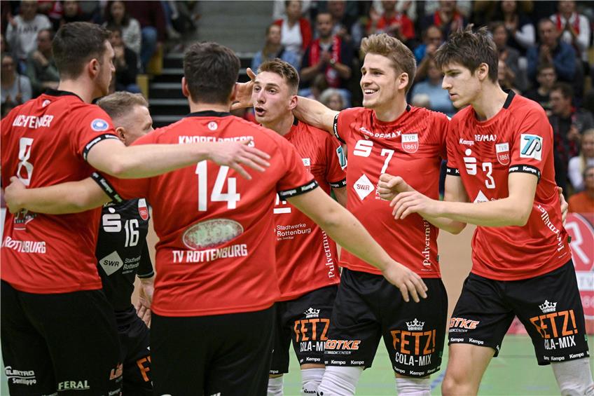 TV Rottenburg gewinnt 3:2 gegen die Volleys Dresden