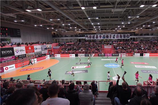 1800 Fans sahen am 6. März 2020 den bisher letzten Auftritt der Metzinger Handballerinnen in der Paul-Horn-Arena.Archivbild: Ulmer