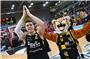 2. Basketball Bundesliga, Tigers Tübingen - Team Ehingen Urspring: Schlussjubel ...