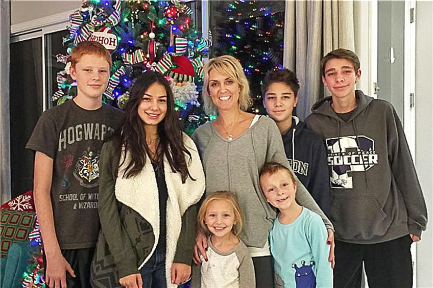 An X-Mas Full House: Melina Welker (Zweite von links) in ihrer texanischen Gastfamilie. Privatbild