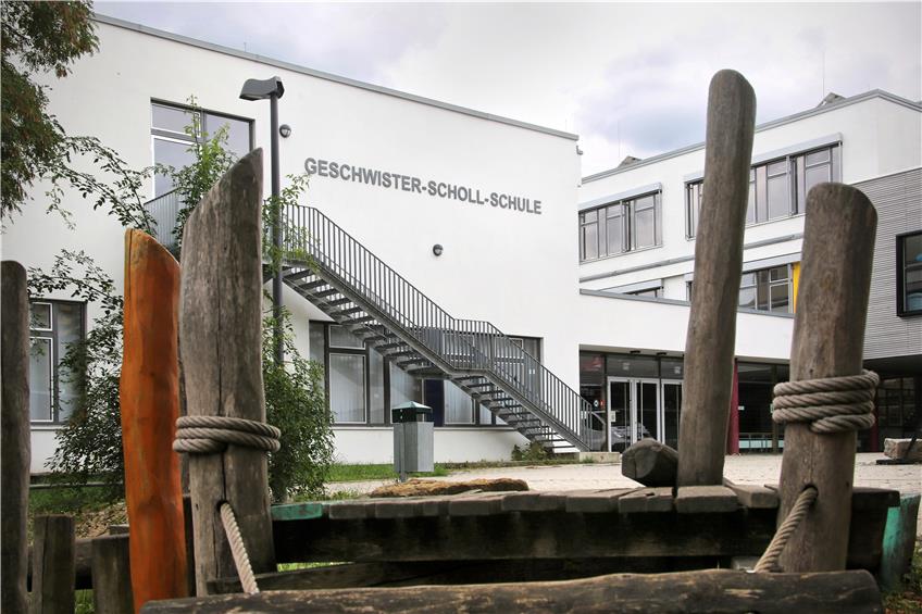 An den Tübinger Schulen (im Bild die Geschwister-Scholl-Schule) soll der Unterricht am Montag nach den Fasnetsferien normal starten. Archivbild: Erich Sommer