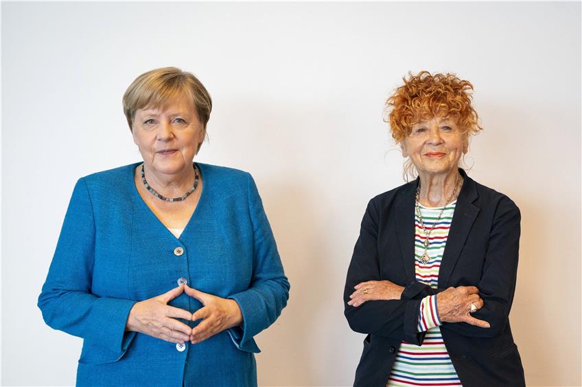 Angela Merkel und Herlinde Koelbl, 2021.  Foto: Bundesregierung/Steffen Kugler