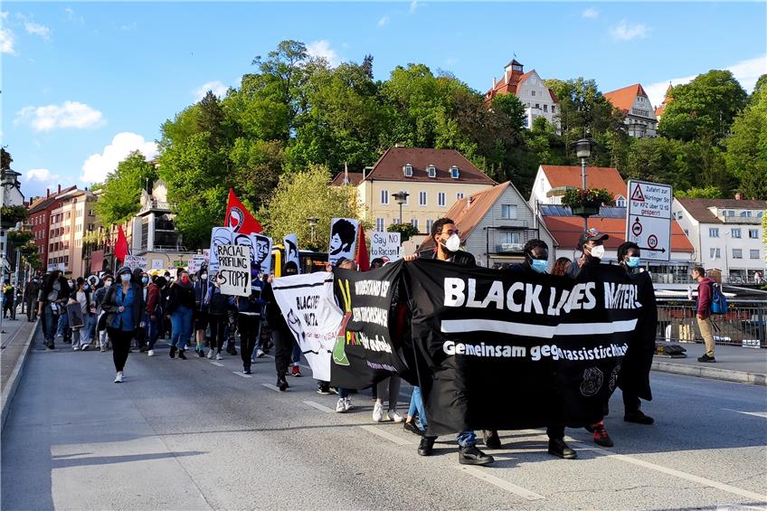 Live-Blog | Demonstration in Tübingen · Ältester Goldfund in Reusten