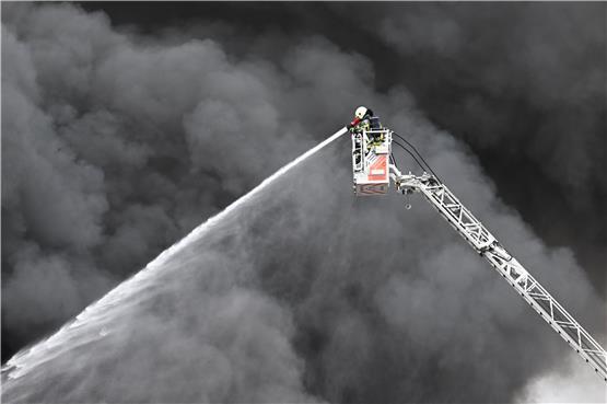 So lief der Feuerwehreinsatz beim Brand in Walddorfhäslach