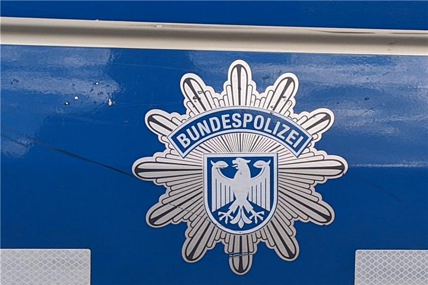 Bundespolizei beim Hauptbahnhof in Tübingen. Symbolbild: Hans-Jörg Schweizer