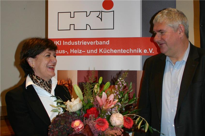 Christiane Wodtke, Präsidentin und Frank Kienle, Geschäftsführer des Industrieverbands Haus-, Heiz- und Küchentechnik. Bild: HKI