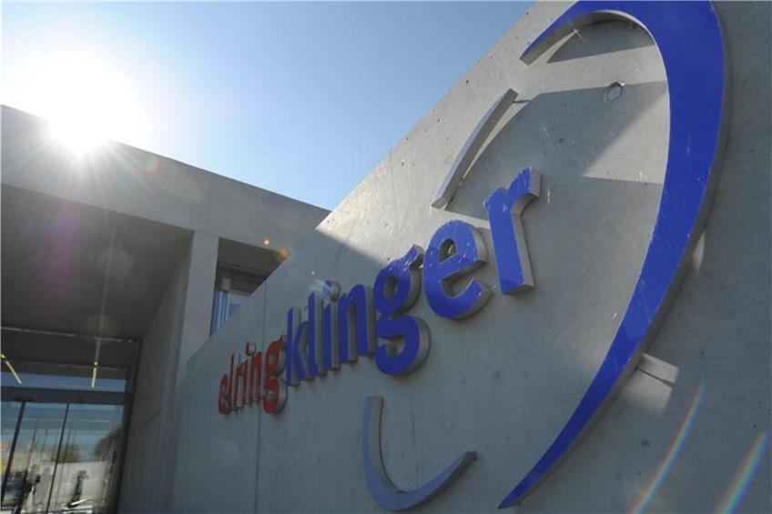 Das Logo der Firma ElringKlinger. Foto: Franziska Kraufmann/Archiv dpa