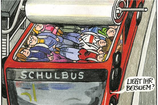 Das Thema übervolle Busse im morgendlichen Schülerverkehr ist nicht neu: Schon im Februar 2018 machte Sepp Buchegger die drangvolle Enge in den Schulbussen durch den Schönbuch zum Thema einer seiner Samstagskarikaturen fürs TAGBLATT. „DETTENHAUSEN – TÜBINGEN: die Straße der Ölsardinen“, schrieb Buchegger damals unter seine Zeichnung.