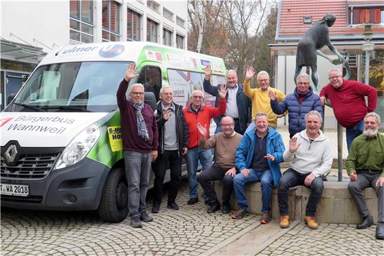 Das Wannweiler Bürgerbus-Team bei einem Fototermin der Gemeinde im Frühjahr. Archivbild: Christian Pappert