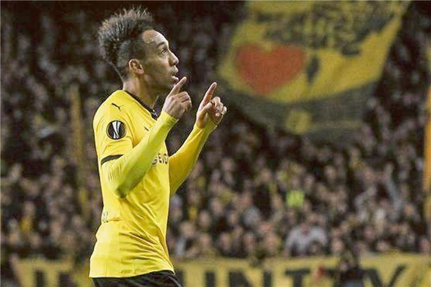 Der Dortmunder Pierre-Emerick Aubameyang erzielte beide Treffer zum 2:1-Sieg bei Tottenham Hotspur. Damit steht der BVB im Viertelfinale. Foto: dpa