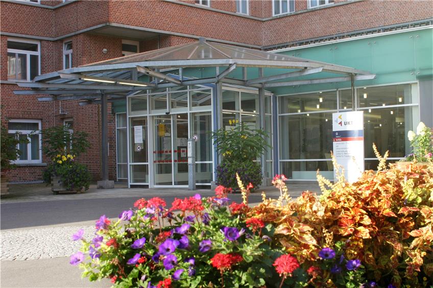 Der Eingang der Frauenklinik. Bild: Universitätsklinikum Tübingen
