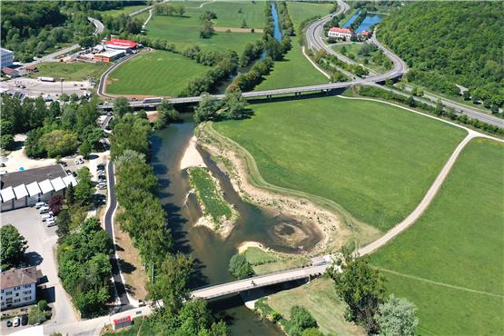 Der Neckartalradweg ist ein Erfolg. 2020 wurde bei Kirchentellinsfurt mit der Brücke über die Echaz eine Lücke geschlossen. Archivbild: Manfred Grohe