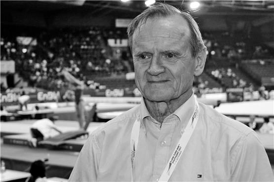 Der Sportwissenschaftler Kurt Knirsch 2007 bei der Turn-Weltmeisterschaft in Stuttgart. Während der Titelkämpfe richtete er dort ein Symposium zum Geräteturnen aus. Archivbild: Thomas de Marco