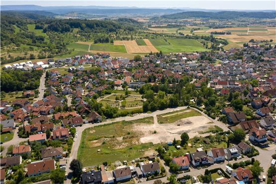 Der Streit ums bisher noch brach liegende Baugebiet Schlossblick in Entringen geht weiter. Bild: Ulrich Metz