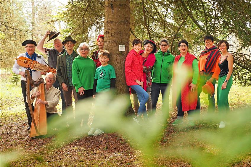 Der Wald ruft: Bei Dietlinde Elsässers Theaterstück im Arboretum spielt wieder die Rottenburger Schauspielgruppe mit. Bild: Fany Fazil