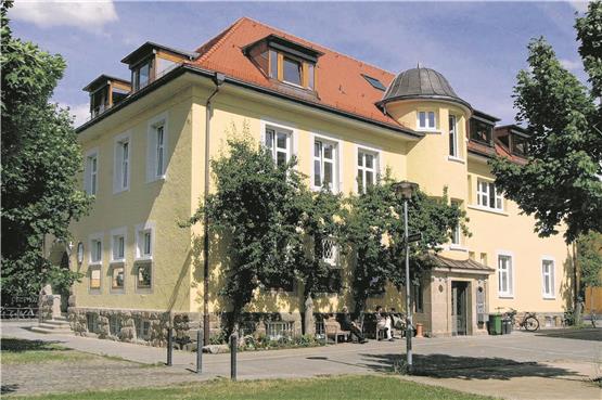 Die Geschäftsstelle der Martin-Bonhoeffer-Häuser am Lorettoplatz 30. : Ghita Kramer-Höfer