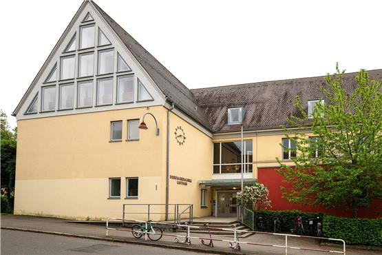 Die Lustnauer Dorfackerschule bekommt ab September eine zusätzliche erste Klasse. Bild: Carolin Albers