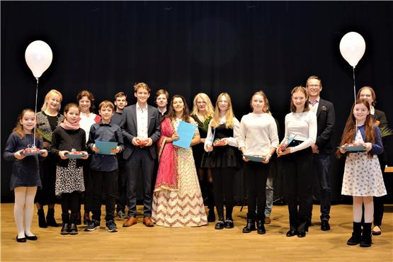 Die Schülerinnen und Schüler sowie die Lehrenden der Rottenburger Musikschule machten diese erneut zum leistungsstarken Aushängeschild der Stadt. Bild: Hans-Michael Greiß