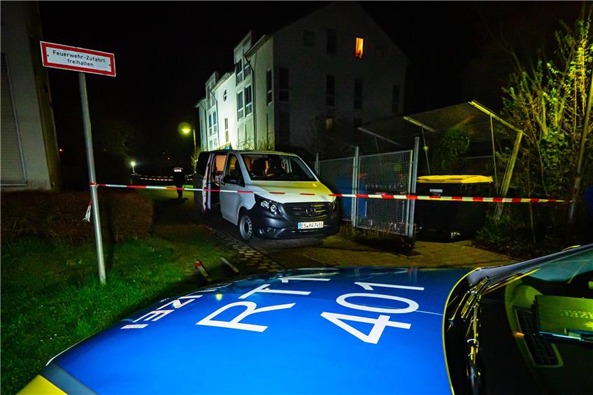 Die Spurensicherung war vor Ort, die Polizei sperrte den Tatort weiträumig ab. Bild: 7aktuell.de/Hald