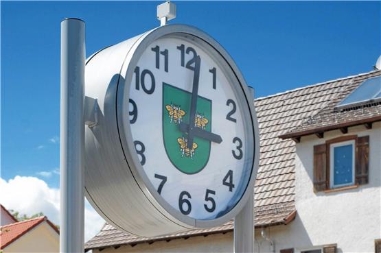 Die Uhren in Immenhausen ticken manchmal einen Tick anders. Archivbild: Ulrich Metz
