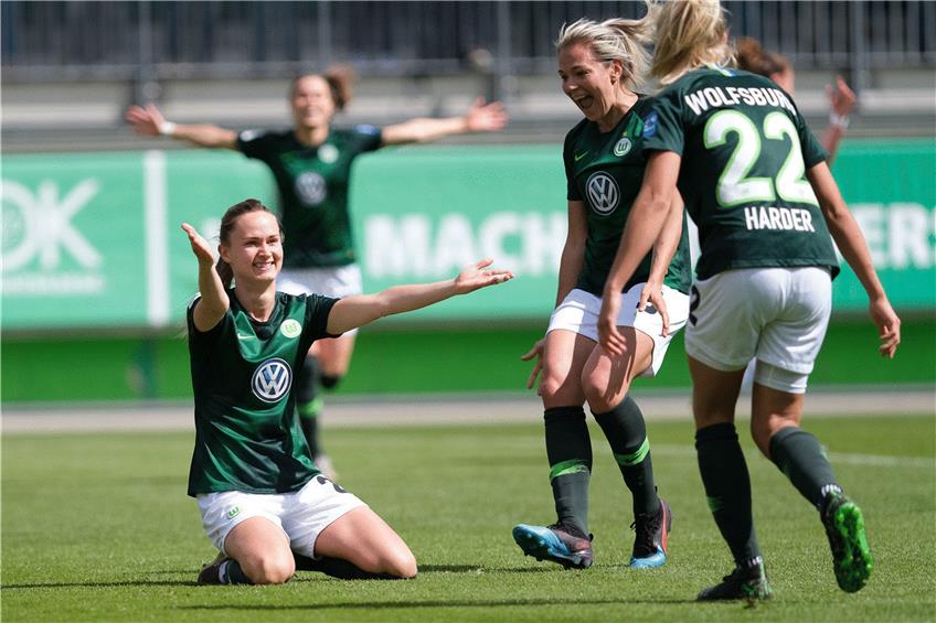 Dürfen wieder spielen: Die Frauen des VfL Wolfsburg. Foto: dpa