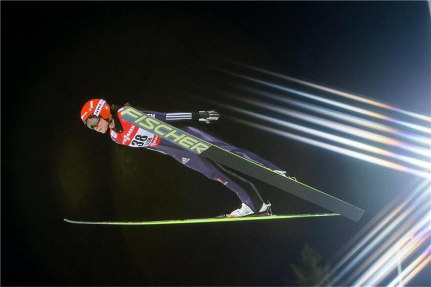Ein Stern, der noch lange leuchten soll: Weltmeisterin und Olympiasiegerin Carina Vogt denkt weit über die aktuelle Saison hinaus. Foto: dpa