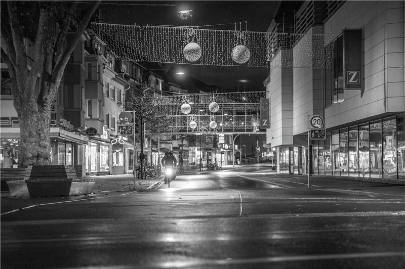  Friedrichstraße mit Weihnachtsbeleuchtung . Bild: Ulrich Metz