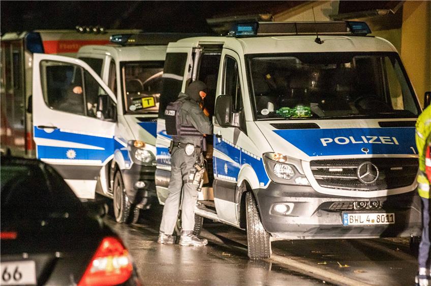 Großeinsatz: Auch in Backnang rückte am Donnerstag die Polizei an. Foto: 7aktuell.de/Adomat