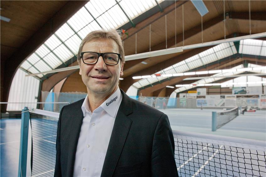 Guido Buchwald in seiner Tennishalle in Kichentelllinsfurt. Archivbild: Manfred Grohe
