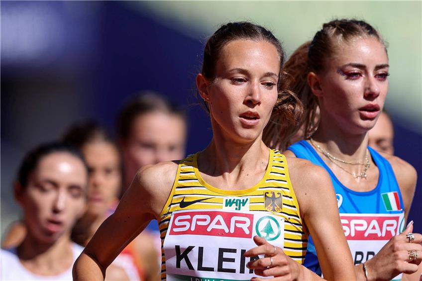 Hanna Klein duellierte sich häufig mit der Italienerin Gaia Sabbatini (rechts). Im Hintergrund die Polin Sofia Ennaoui, die am Ende die Bronzemedaille gewann. Bild: imago /Beautiful Sports Axel Kohring