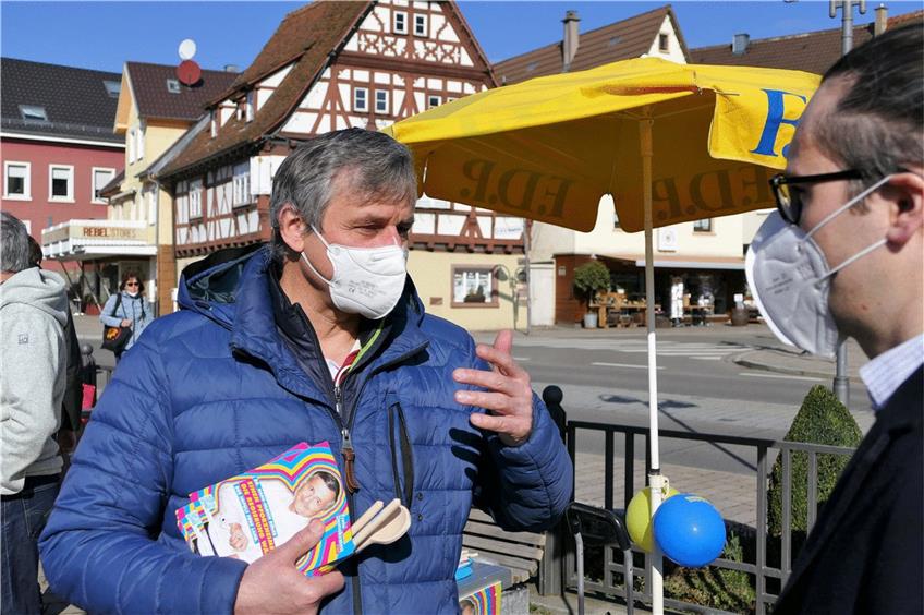Im Straßenwahlkampf: Hans-Ulrich Rülke. Foto: Jens Schmitz