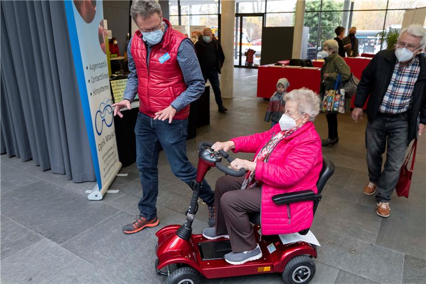 Ingolf Gebhart verhilft zu Mobilität im Alter. Bilder: Klaus Franke