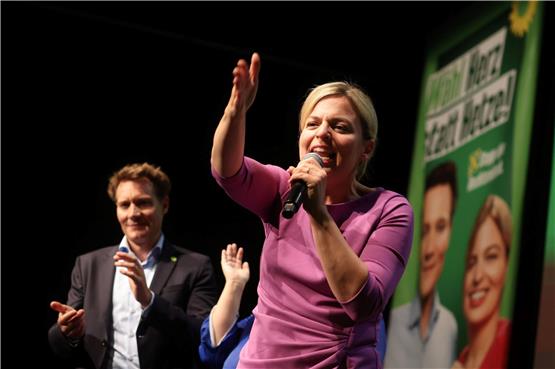 Katharina Schulze spricht auf der Grünen-Wahlparty zur Landtagswahl in Bayern. Foto: Karl-Josef Hildenbrand/dpa/Archivbild