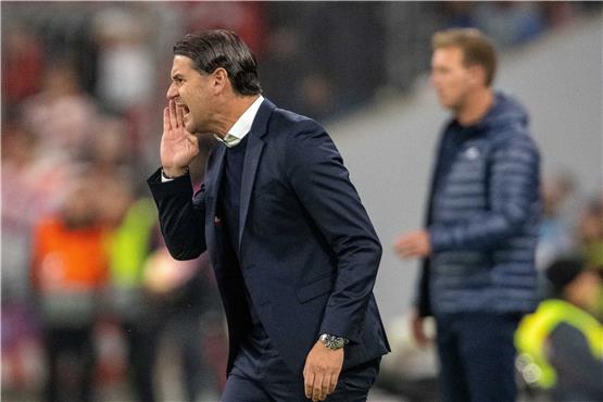 Nach dem 0:4 in München wartet die Champions League: Bayer-Coach Gerardo Seoane. Foto: Eibner