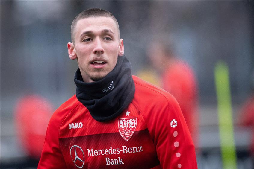 Neben Matarazzo ein zweiter Neuer: Darko Churlinov kommt vom 1. FC Köln zum VfB. Foto: Sebastian Gollnow/dpa