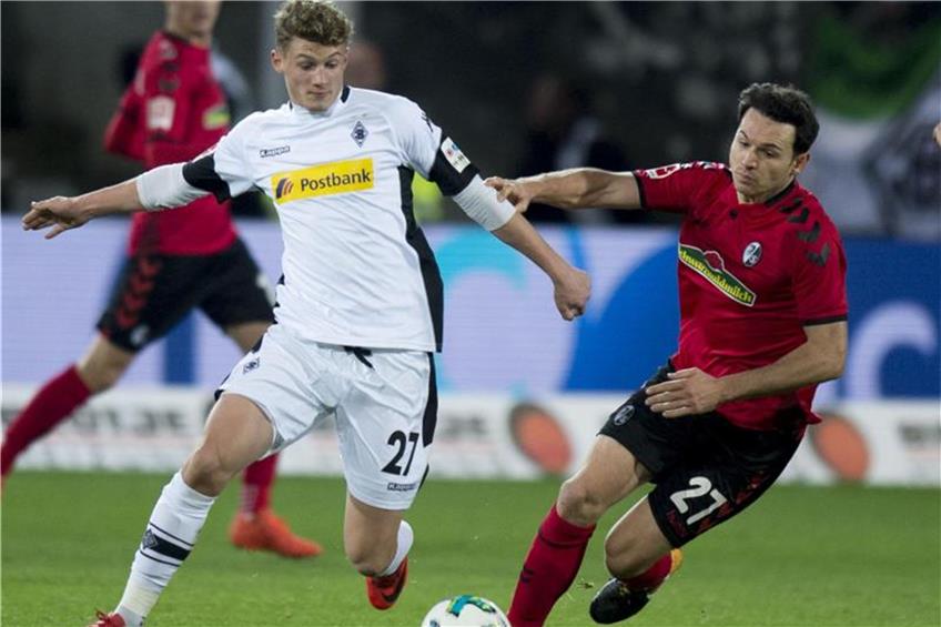 Nicolas Höfler vom SC Freiburg wird voraussichtlich gegen Hoffenheim fehlen. Foto: Steffen Schmidt dpa