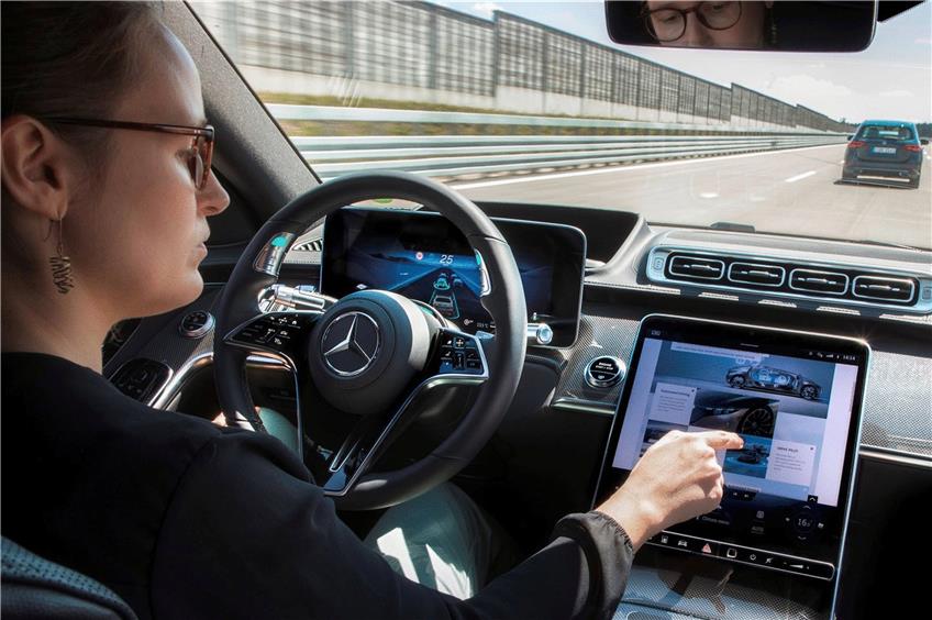 Ohne Software kein automatisiertes Fahren. Foto: Daimler