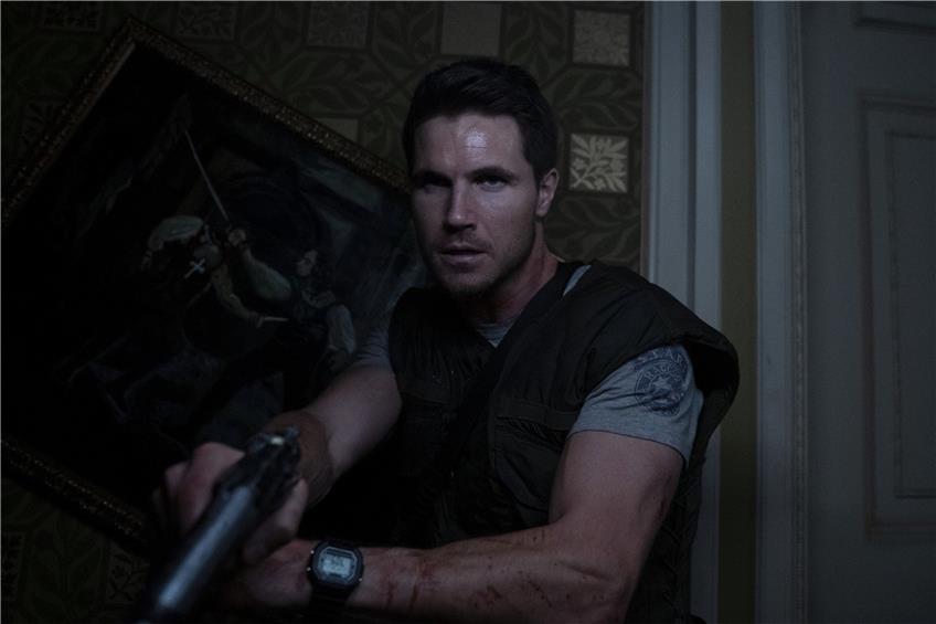 Robbie Amell als Chris Redfield im siebten „Resident Evil“-Film