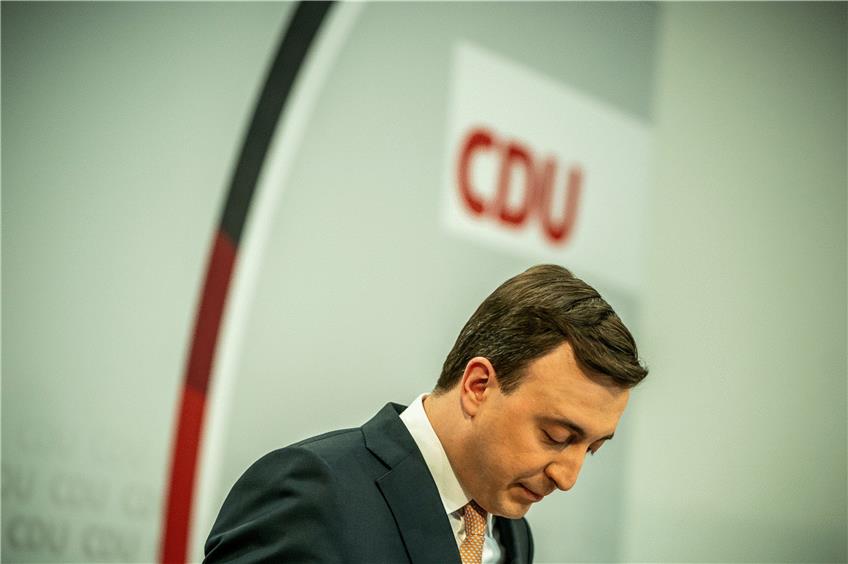 Schlechter Tag für die CDU: Generalsekretär Paul Ziemiak hat gleich zwei Niederlagen zu erklären. Foto: Michael Kappeler/dpa