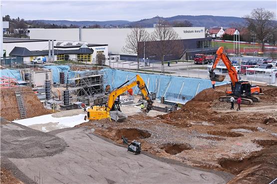 So sah es am Mittwochnachmittag auf der Baustelle aus, wo die neue Hohenbergschule entsteht. Bild: Ulmer